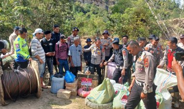 Polres Aceh Tengah Salurkan Bantuan Logistik ke Desa Terisolir di Kecamatan Linge