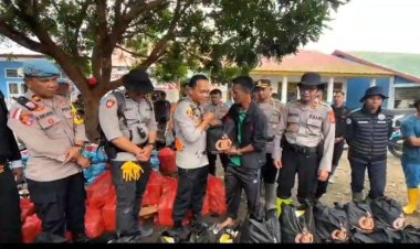 Kapolres Aceh Tengah Jangkau Desa Terisolir dengan Trail, Salurkan Bantuan dan Gelar Bhakti Kesehatan bagi Pengungsi Bintang Pepara
