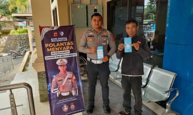 ‎Melalui Polantas Menyapa, Satlantas Polres Sukabumi Perkuat Layanan Publik Ramah di Samsat Cibadak dan Pelabuhan Ratu
