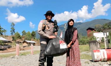 Di Tengah Medan Berat, Kapolres Aceh Barat Tetap Hadir untuk Warga Korban Banjir di Sikundo