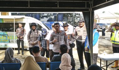 Tinjau langsung Pelayanan Pascabanjir, Kapolda Aceh Pastikan Masyarakat Terlayani Optimal