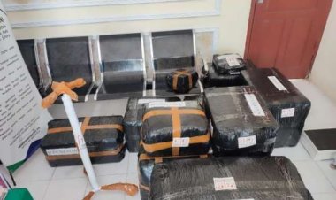 Polri Salurkan Bantuan Obat, BMHP, dan Vaksin Tetanus ke Jajaran Wilayah Barat Aceh