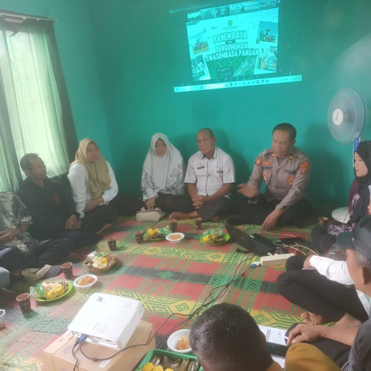 Kapolsek Ikut Vicon Panen Raya Nasional dan Sosilisasi Layanan 110 di Kantor UPT Rebang Tangkas