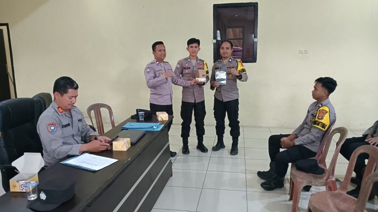 Dorong Peningkatan Pelayanan, Kasatbinmas Gelar Anev Kinerja Bhabinkamtibmas di Polres Way Kanan