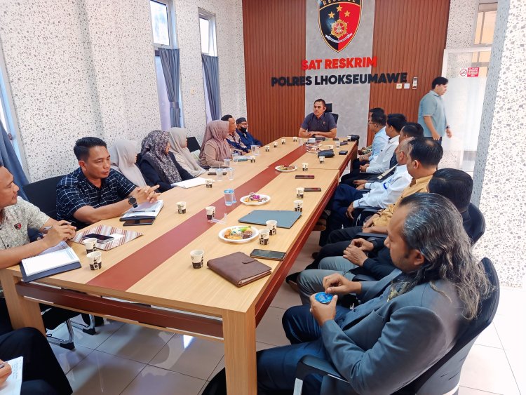 Kasat Reskrim Polres Lhokseumawe Gelar Forum Komunikasi Bersama Advokat Bahas Proses Penyidikan
