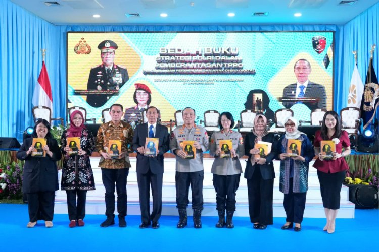 SIARAN PERS POLRI  WAKAPOLRI BUKA STRATEGI DAN DINAMIKA PENANGANAN TPPO LEWAT PELUNCURAN & BEDAH BUKU