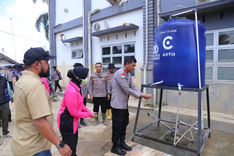 Kapolda Aceh Tinjau Sumur Bor Bantuan Polri di Aceh Tamiang, Pastikan Masih Berfungsi dan Bermanfaat 