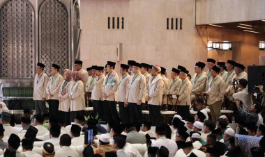 ‎Menteri Nusron Tegaskan Kesinambungan Tanggung Jawab Negara dan Gotong Royong demi Kebangkitan Masyarakat di Tengah Bencana