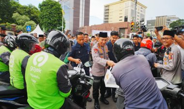 Bagikan Takjil dan Buka Puasa Bersama Bareng Insan Pers, Kapolri: Suara Media Suara Publik