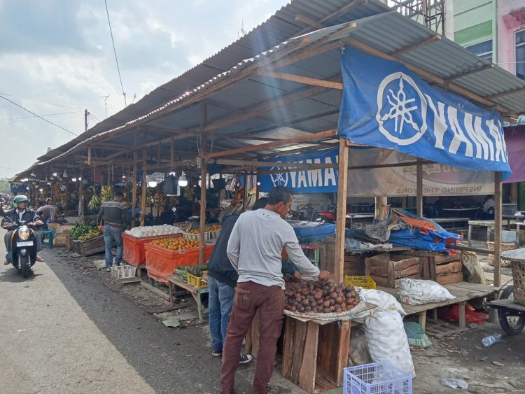 Jeffry Akan Bongkar Lapak Pedagang Buah Tanpa Solusi, PKL Langsa Akan “Mengadu Nasib” ke DPRK