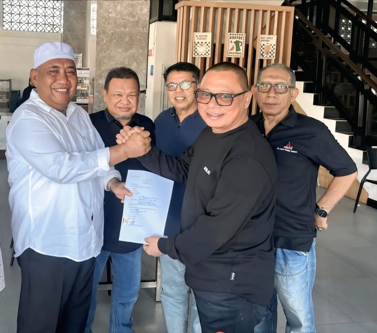 Langkah Awal Mubes I, H. Aqussalim Serahkan Berkas Pencalonan Ketum FK P70