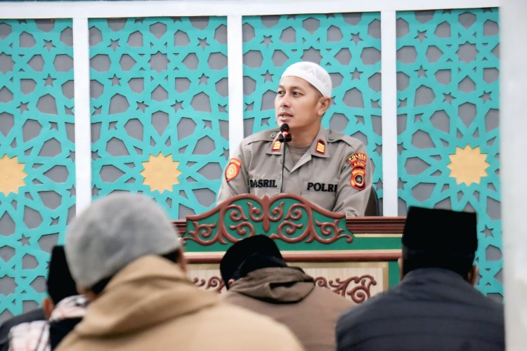 Safari Subuh di Masjid Ruhama, Kapolsek Bebesen Ajak Orang Tua Lebih Peduli terhadap Anak