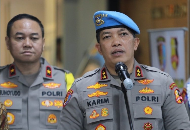 ‎Kapolri Perintahkan Divisi Propam Tes Urine Serentak Seluruh  Jajaran Polri, Jaga Integritas Ancaman Narkoba