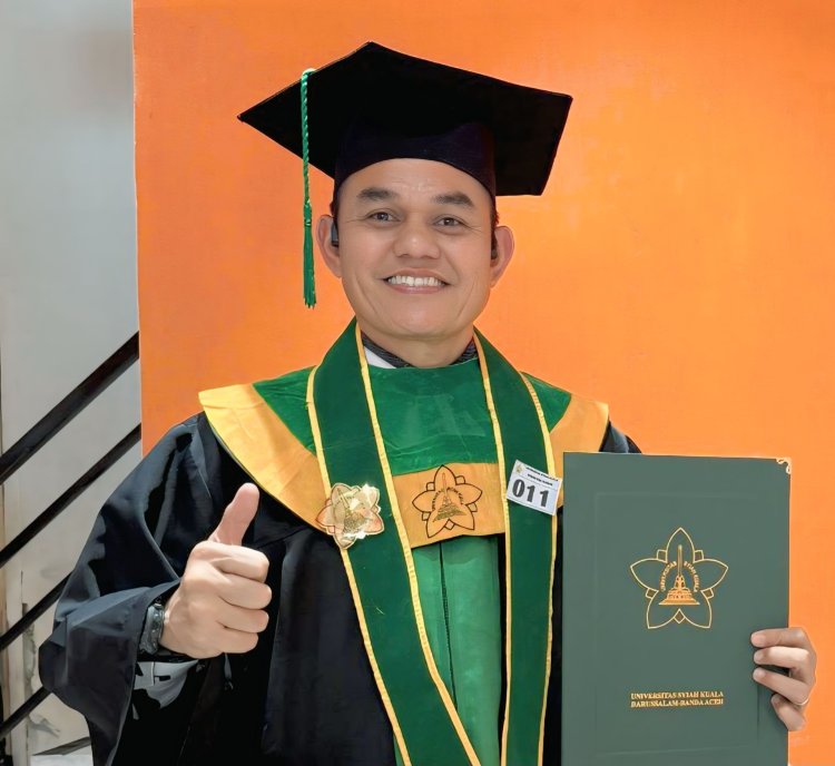 Perwira dan Akademisi, AKP Dr. Bustani Raih Magister Ilmu Kebencanaan di Universitas Syiah Kuala