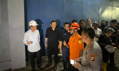Gunung Sampah di TPST Bantargebang Longsor, 4 Orang Tewas dan Sejumlah Truk Tertimbun