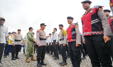 Pimpin Apel Operasi ketupat, Kapolri Instruksikan Jajaran Wujudkan Mudik Aman-Keluarga Bahagia