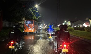 Brimob Batalyon D Pelopor Intensifkan Patroli Malam, Kabupaten Bekasi Dipastikan Kondusif
