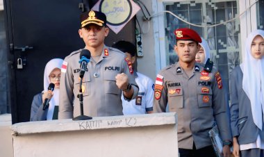 Hari Pertama Sekolah, Kapolres Aceh Tengah Tekankan Budaya Baca Alquran dan Anti-Bullying
