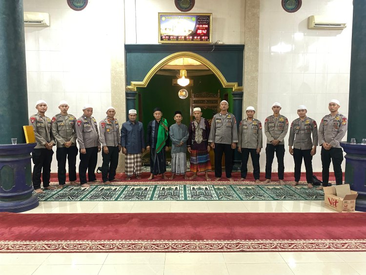 *Batalyon D Pelopor Laksanakan Sholat Tarawih Keliling di Masjid Jami Al-Hasanah*