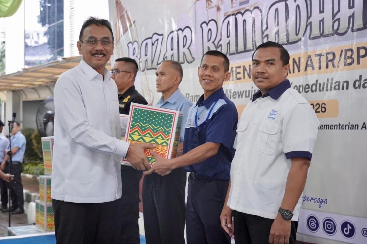 entuk Kepedulian terhadap Sesama, Kementerian ATR/BPN Gelar Bazar Ramadan 1447 H
