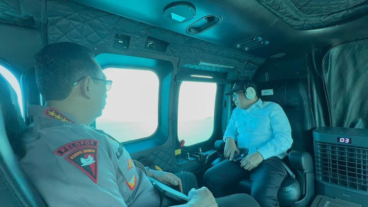 ‎Cek Kesiapan Arus Mudik Pelabuhan Merak, Kapolri, Panglima hingga Menko PMK Patroli Naik Heli