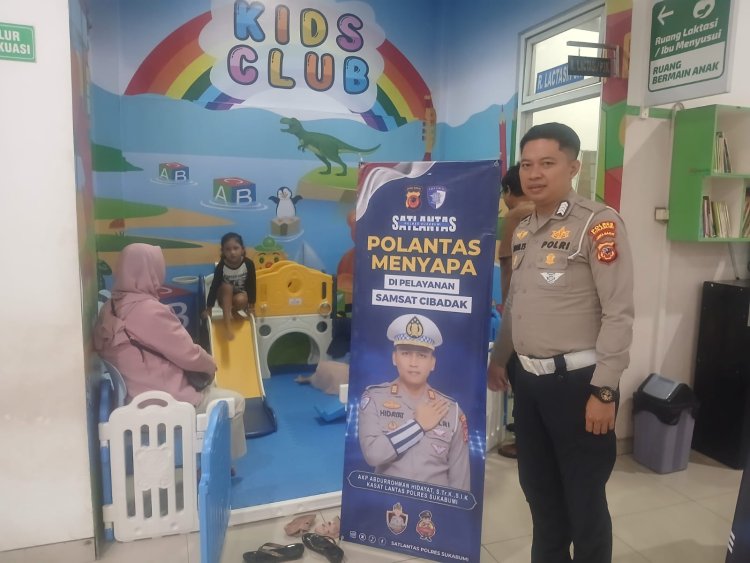 ‎Program Polantas Menyapa Satlantas Polres Sukabumi Tetap Aktif, Pastikan Pelayanan Administrasi Kendaraan di Samsat Cibadak dan Pelabuhan Ratu Berjalan Optimal