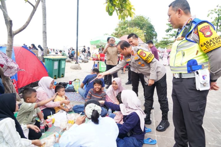‎Kapolda Metro Jaya Meninjau Taman Impian Jaya Ancol, Pastikan Pengamanan Maksimal di Hari Kedua Idul Fitri