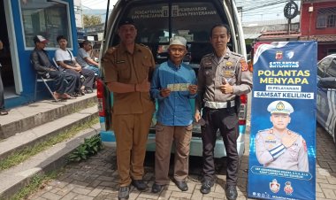 ‎Hadirkan Samsat Keliling, Satlantas Sukabumi Terapkan Layanan Humanis ala "Polantas Menyapa"