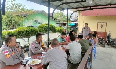 Perkuat Sinergi, Kapolsek Muara Satu Silaturrahmi Bersama Geuchik Bahas Antisipasi Guantibmas