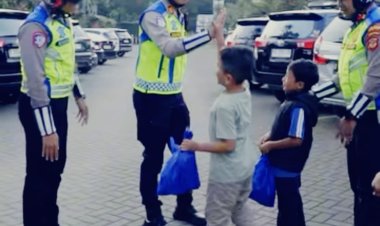Hadirkan Rasa Aman di Libur, "Police Rangers" Satlantas Cimahi Patroli di Kawasan Wisata Lembang