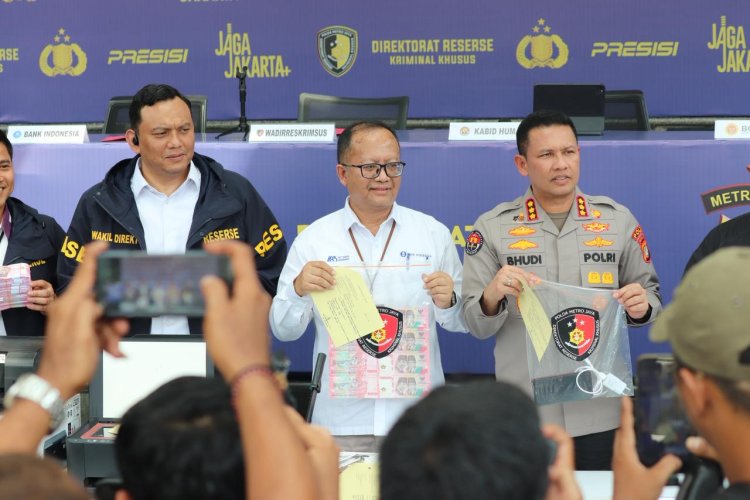 Polda Metro Jaya Bongkar Uang Palsu di Bogor, 12.191 Lembar Disita