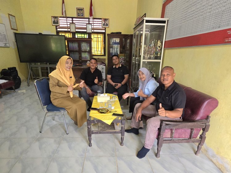 Perkuat Dunia Pendidikan, Kepsek SD Paya Bili II Jalin Silaturahmi Bersama Insan Pers