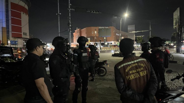 Patroli Brimob Batalyon D Pelopor Amankan Wilayah Bekasi, Situasi Kondusif Tanpa Gangguan