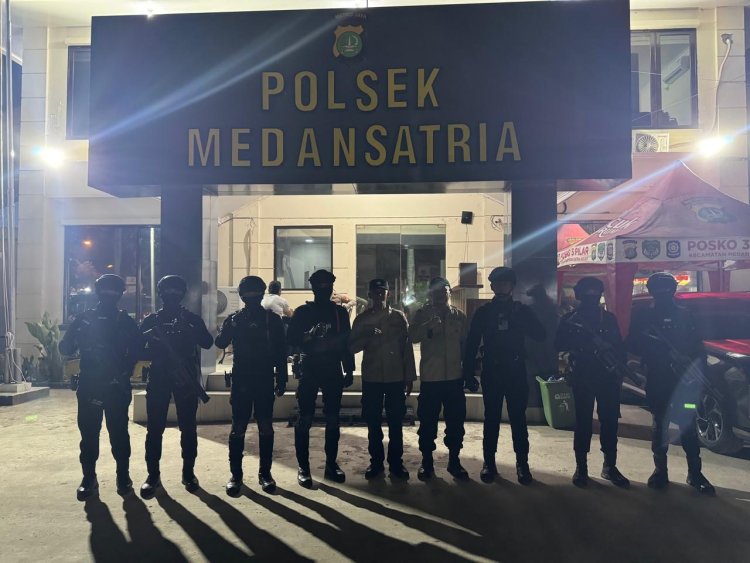 Patroli Brimob Kompi 2 Yon D Pelopor Medan Satria Antisipasi Tawuran dan Balap Liar di Kota Bekasi