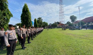 Polres Way Kanan Gelar Upacara Sertijab Kabag SDM dan Kapolsek Umpu Semenguk