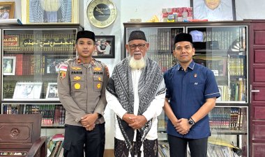 Kasat Reskrim Polres Bireuen dan Kapolsek Samalanga Silaturahmi ke Waled Nu Samalanga