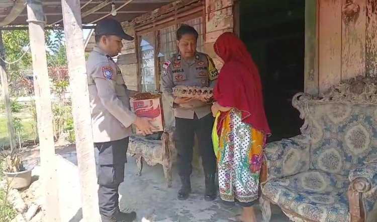 Patroli Sambil Bersedekah, Polsek Rantau Selamat Hadirkan Rasa Aman dan Kebahagiaan Warga