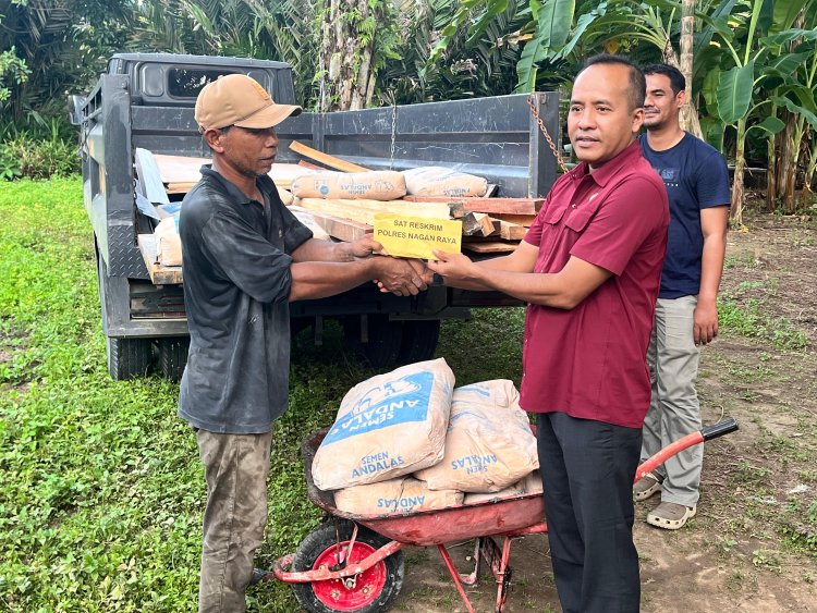 Kasat Reskrim Polres Nagan Raya Kembali Tunjukkan Kepedulian, Bantu Jurnalis Bangun Rumah Layak Huni