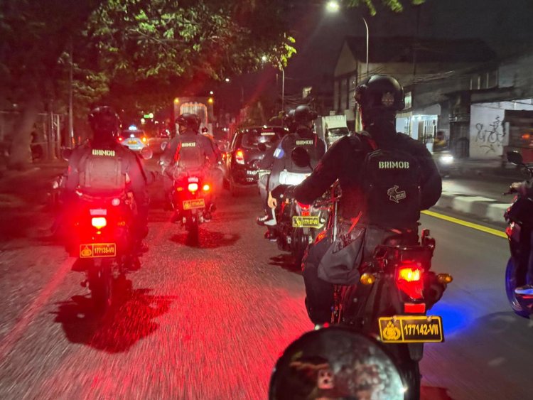 Patroli Rayonisasi Brimob Yon D Pelopor Amankan Wilayah Kabupaten Bekasi dari Tawuran dan Balap Liar
