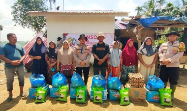 Polri Hadir untuk Masyarakat, Kapolsek Pantee Bidari Salurkan Bantuan Korban Bencana