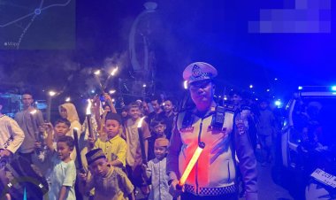 Sambut 1 Muharram 1448 H, Polisi Berikan Pengamanan Pawai Obor di Umpu Semenguk