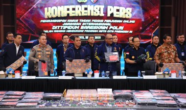 Polri Tangkap Buronan Interpol Beijing, Tegaskan Komitmen Berantas Kejahatan Transnasional