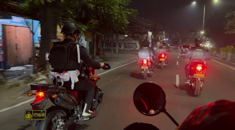 Patroli Rayonisasi Brimob Medan Satria, Antisipasi Tawuran dan Balap Liar di Bekasi Kota Berlangsung Aman