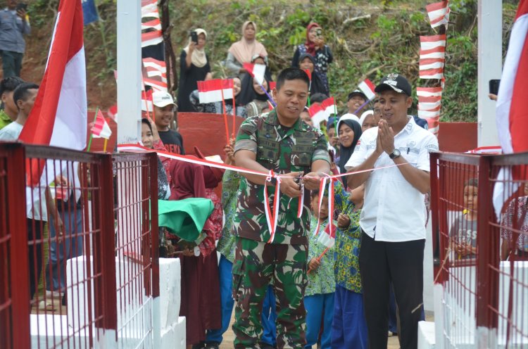 DANDIM 0427/WAY KANAN RESMIKAN JEMBATAN GARUDA PERINTIS, WUJUD HARAPAN YANG LAMA DINANTI MASYARAKAT