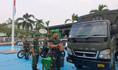 DANDIM 0427/WAY KANAN, SERAHKAN KENDARAAN DINAS TRUK MITSUBISHI CANTER DAN MOTOR CRF UNTUK TINGKATKAN KESIAPAN OPERASIONAL