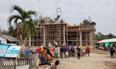 Gotong Royong Wujudkan Rumah Allah: Pengecoran Dak Tahap Kedua Masjid Agung Darul Ulum Berjalan Penuh Semangat