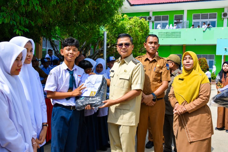 Pemko Langsa Salurkan 20.963 Seragam Sekolah Gratis, Komitmen Majukan Pendidikan