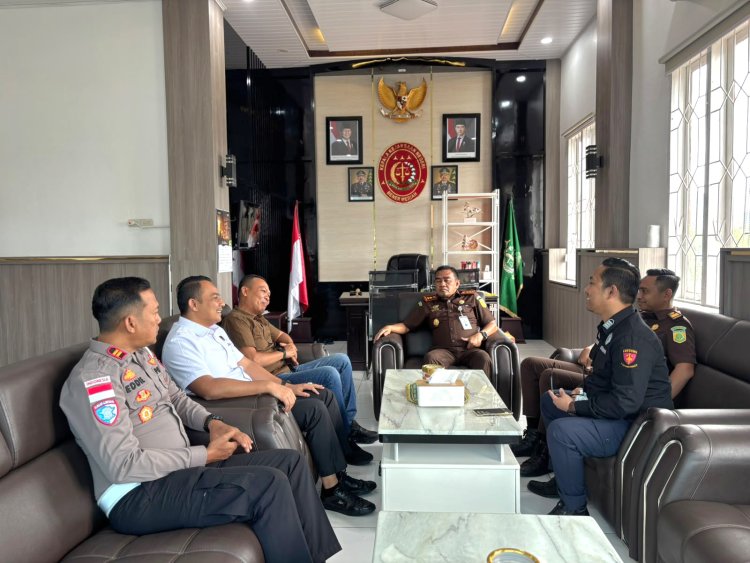 Tiga Kasat Baru Polres Bener Meriah Sambangi Kejari, Perkuat Komunikasi dan Sinergi Penegakan Hukum