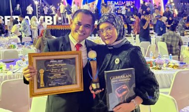 Sang pencipta Klinik Konsultan Hukum Gratis Cetak Prestasi, AKP Dr. Bustani Raih Serambi Award 2026