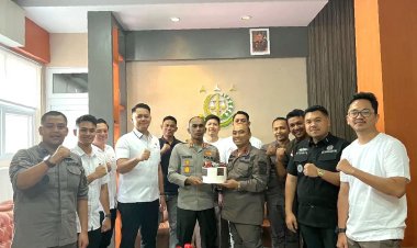 Sambut Hari Lahir Adhyaksa ke-81, Kapolres Aceh Besar Beri Surprise untuk Kajari